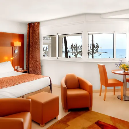 Mercure Raphael Centre Hotel Saint-Raphaël