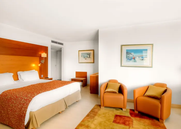 Mercure Raphael Centre Saint-Raphaël