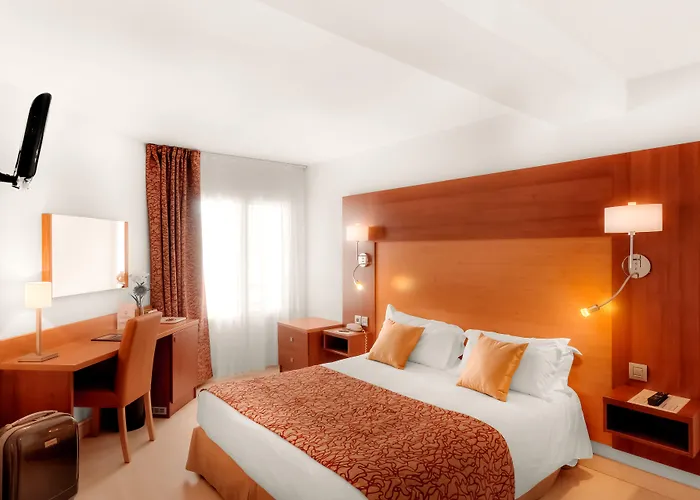 Mercure Raphael Centre Hotel Saint-Raphaël