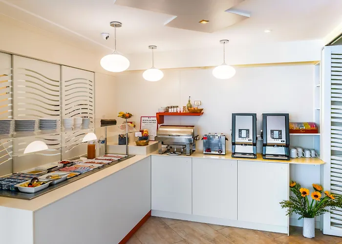 酒店 Mercure Raphael Centre Saint-Raphaël