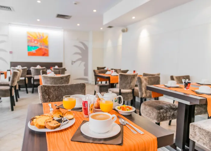 Mercure Raphael Centre Hotel