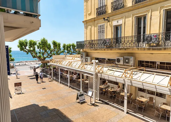 Mercure Raphael Centre 4* Saint-Raphaël