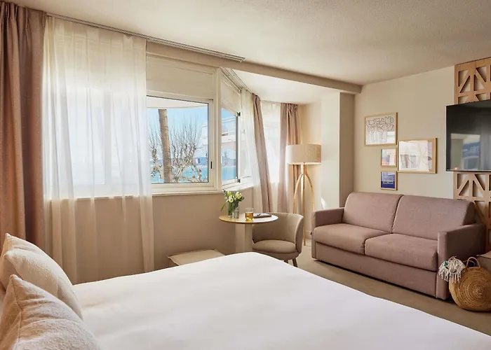 Mercure Raphael Centre Hotel Saint-Raphaël