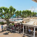 Mercure Raphael Centre Ξενοδοχείο 4*