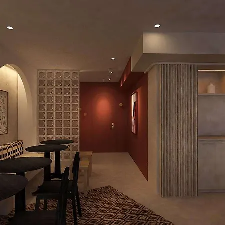 Отель Mercure Raphael Centre Сен-Рафаэль