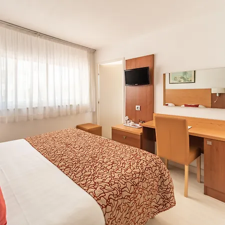 Mercure Raphael Centre Отель