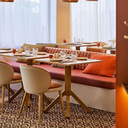 Mercure Raphael Centre Отель