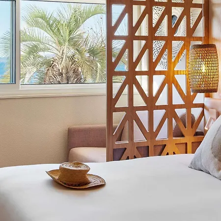 מלון Mercure Raphael Centre Saint-Raphaël