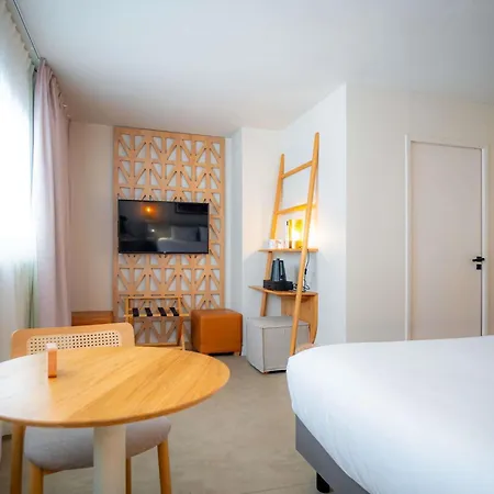 Mercure Raphael Centre