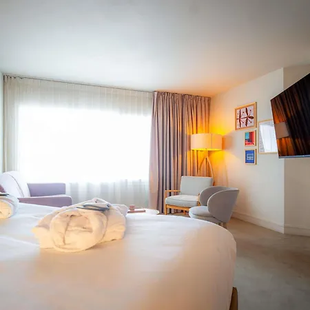Hotel Mercure Raphael Centre Saint-Raphaël
