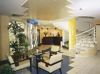Mercure Raphael Centre Szálloda 4*