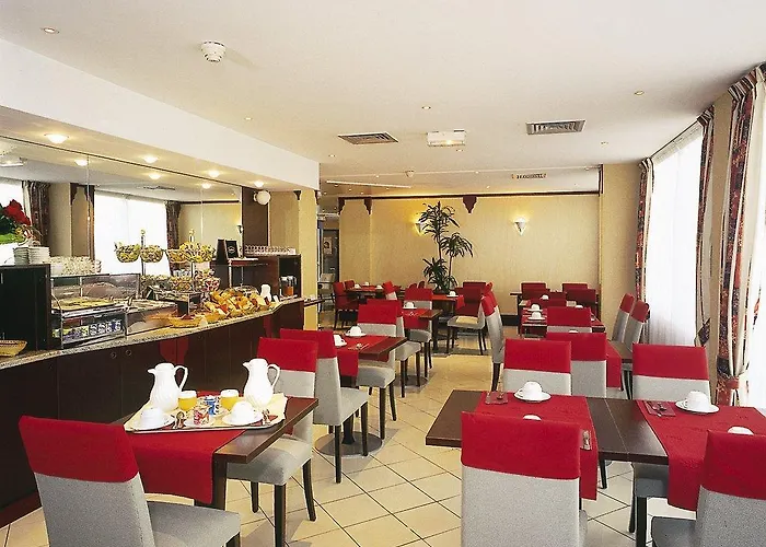 Szálloda Mercure Raphael Centre 4*